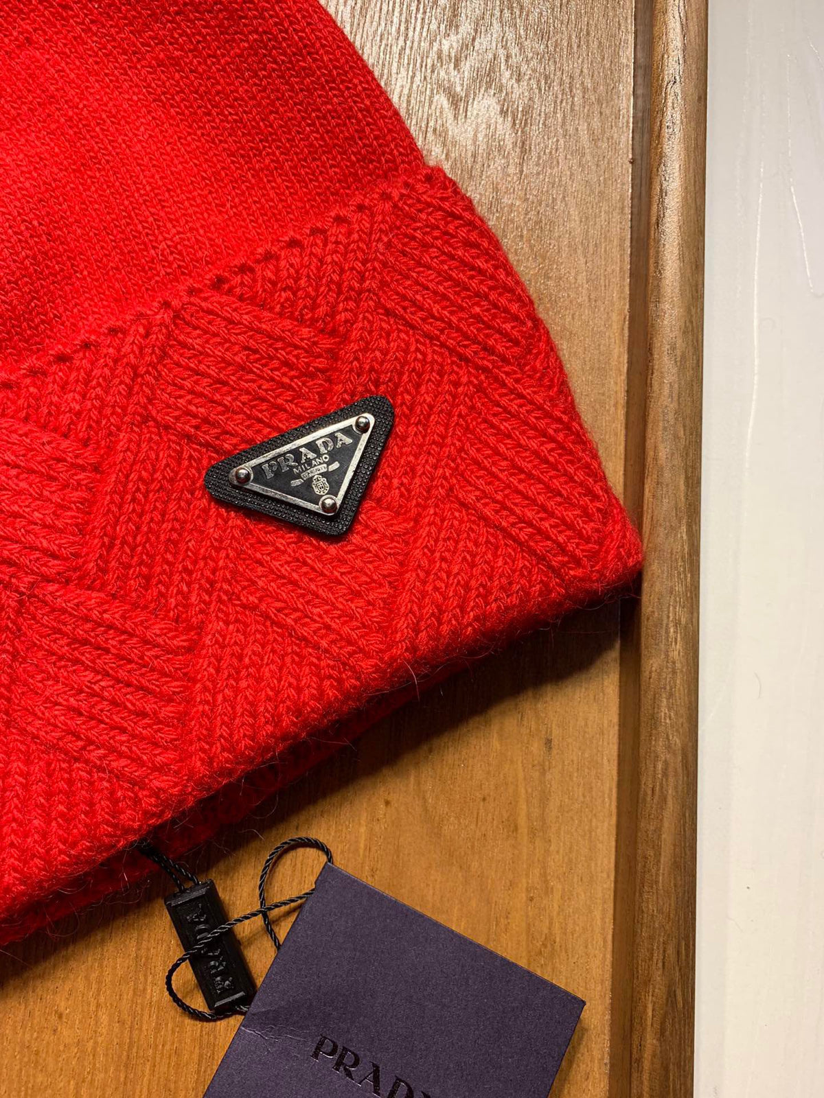 PRADA BEANIE HAT IN CHERRY RED WOOL AND RABBIT FUR 361436